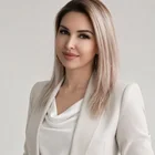 Nora  Blond