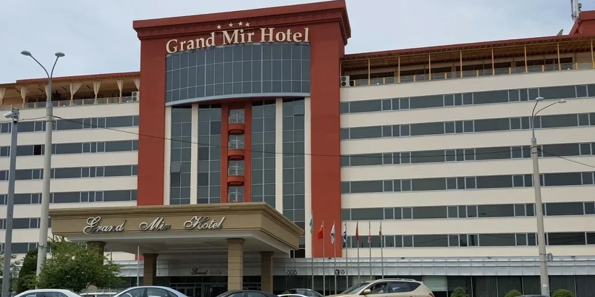 Снос Grand Mir