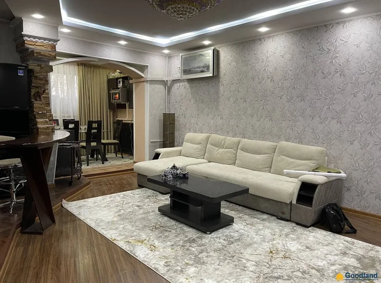 Kvartira 3 xonalar 80 m² Toshkentda