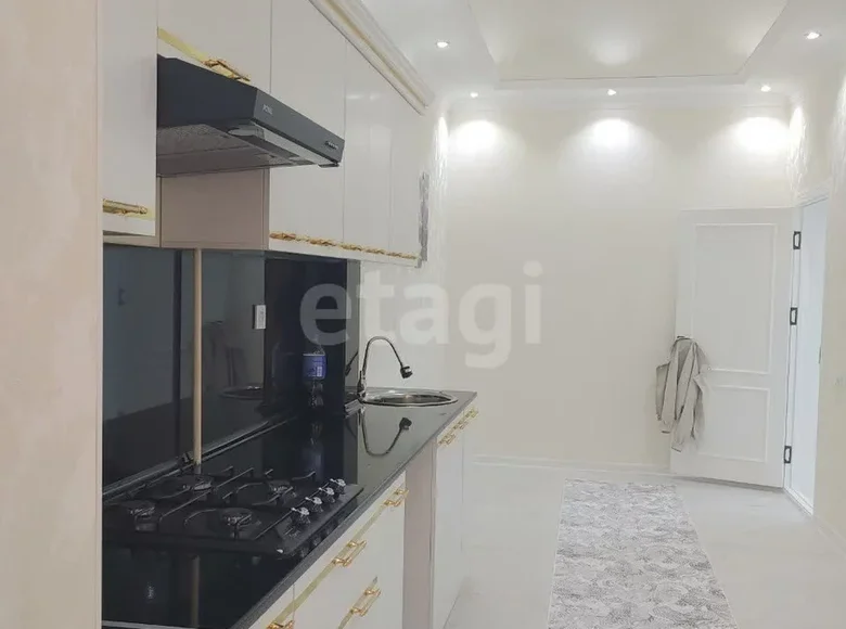 Kvartira 3 xonalar 95 m² Samarqandda