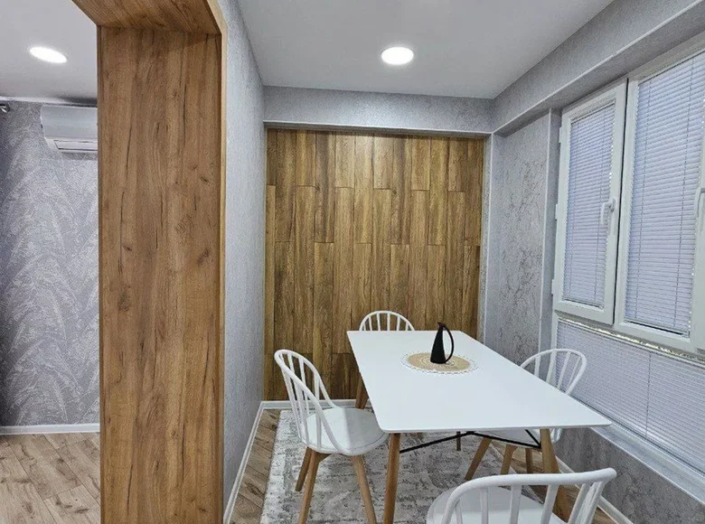 Kvartira 3 xonalar 75 m² Toshkentda