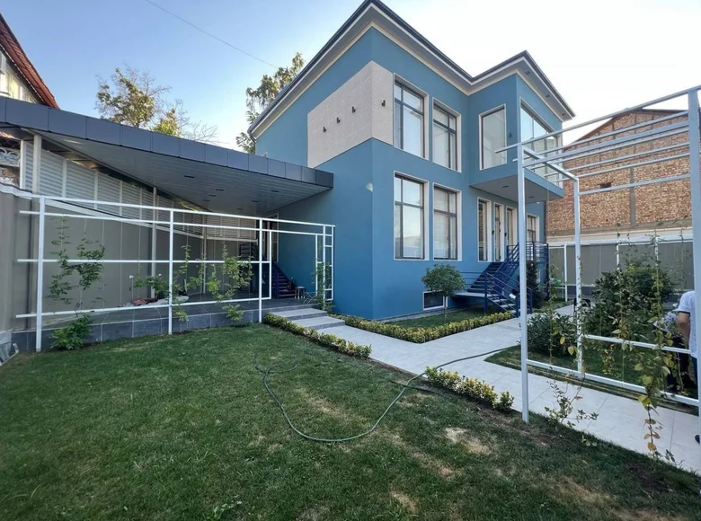 Коммерческое помещение 450 м² в Ташкенте, Узбекистан