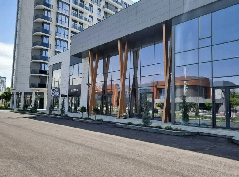 Коммерческое помещение 10 000 м² в Ташкенте, Узбекистан