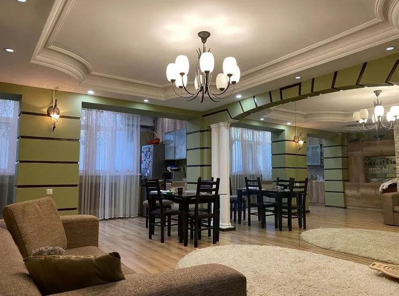 Kvartira 3 xonalar 85 m² Toshkentda