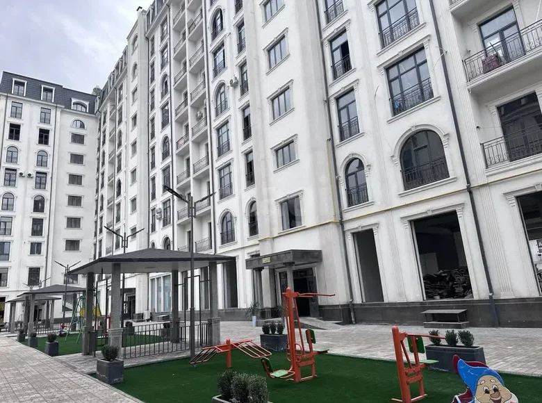 Kvartira 130 m² Toshkentda