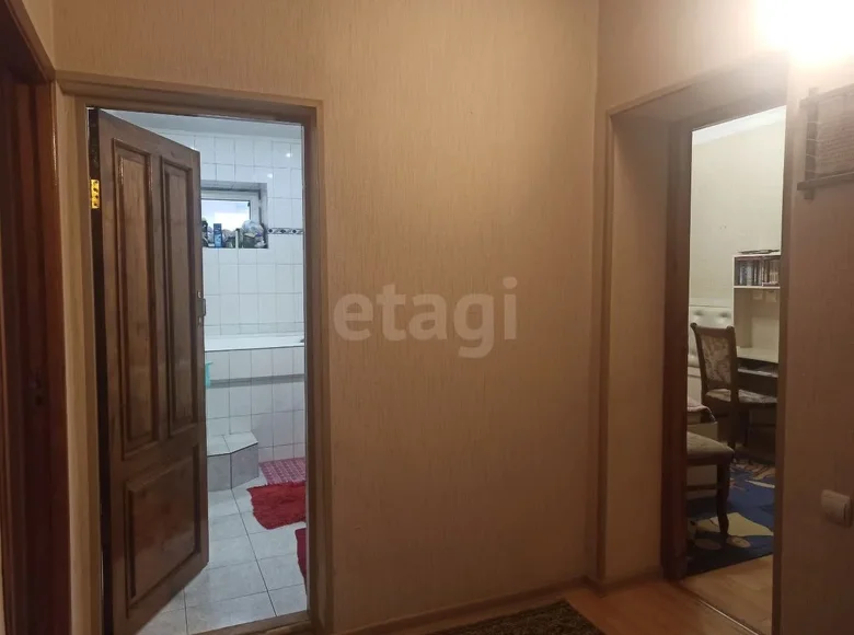 Kvartira 64 m² Toshkentda