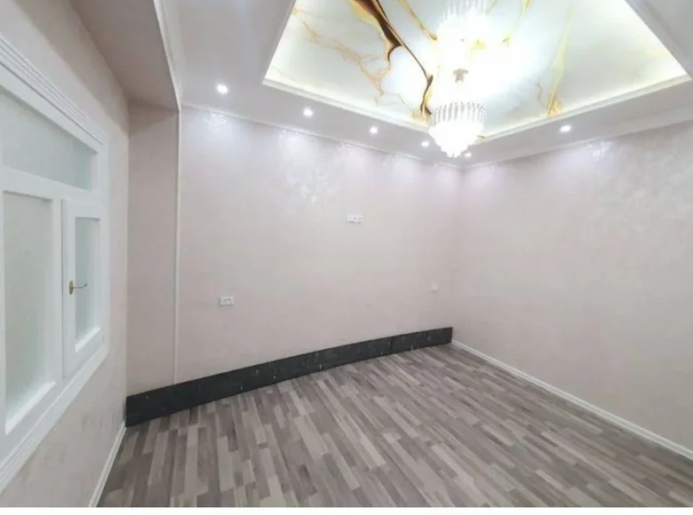 Kvartira 2 xonalar 61 m² Samarqandda