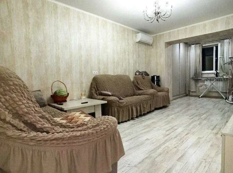 Kvartira 3 xonalar 70 m² Toshkentda