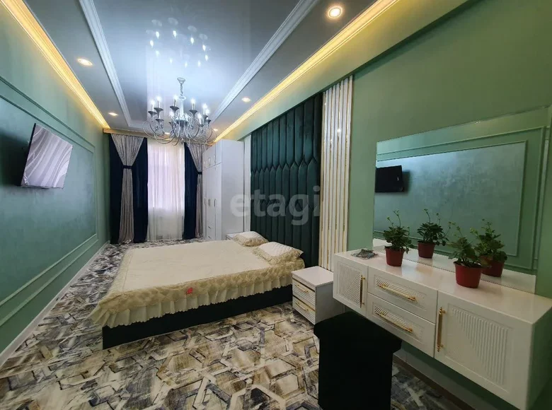 Kvartira 3 xonalar 95 m² Samarqandda