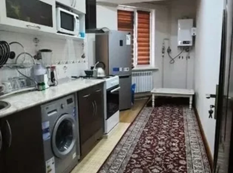 Kvartira 2 xonalar 70 m² Toshkentda