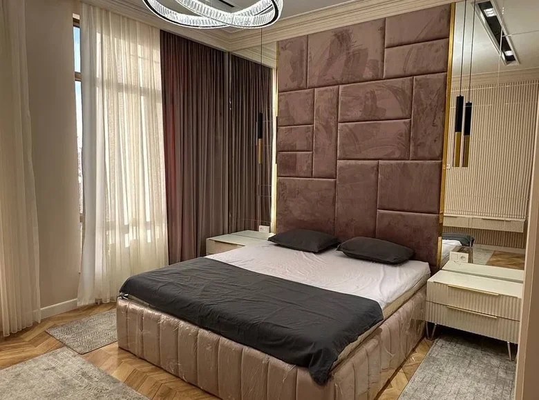 Квартира 2 комнаты 118 м² Ташкент, Узбекистан