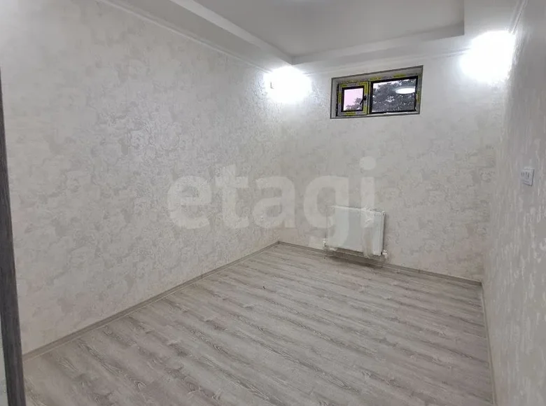 Kvartira 40 m² Toshkentda