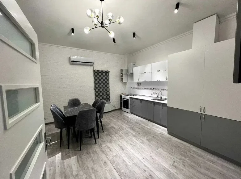 Квартира 2 комнаты 60 м² Ташкент, Узбекистан