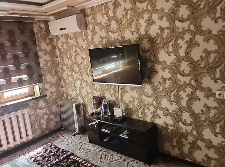 Kvartira 2 xonalar 27 m² in Konimex tumani