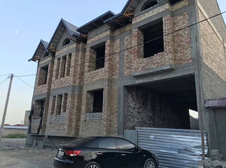 Дом 8 комнат 400 м² Кухна Кумарык, Узбекистан