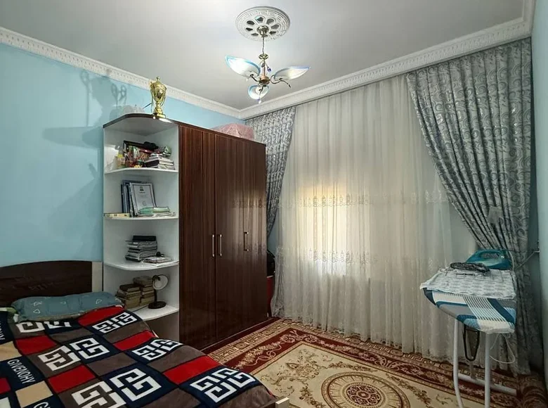 Kvartira 3 xonalar 78 m² Toshkentda