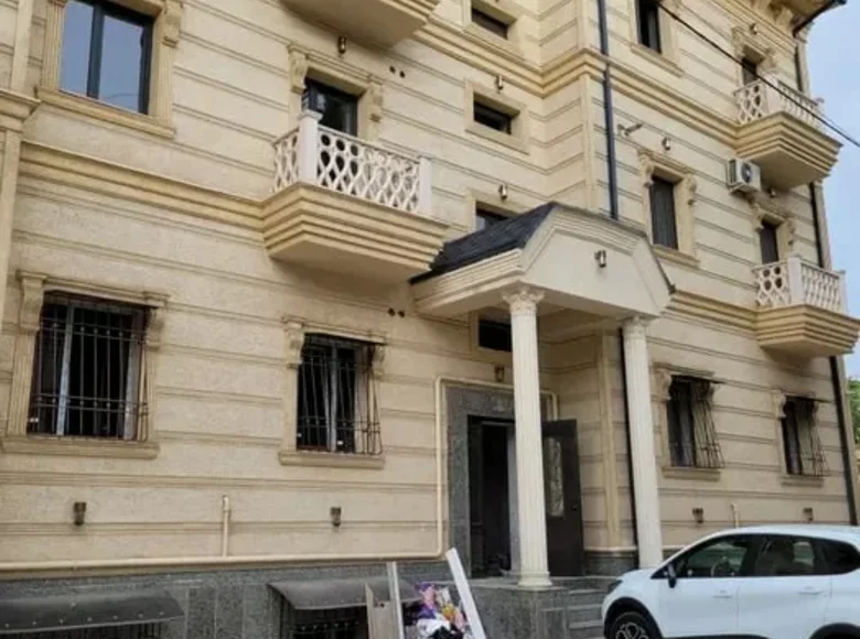 Kvartira 2 xonalar 104 m² O‘zbekistonda
