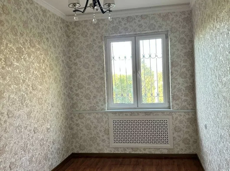 Kvartira 4 xonalar 80 m² Toshkentda