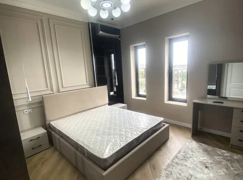Kvartira 2 xonalar 65 m² in Uchquduq tumani, Oʻzbekiston