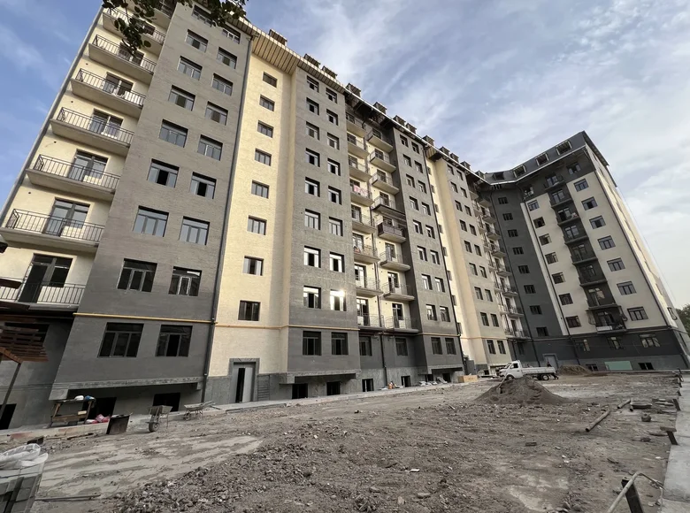 Kvartira 4 xonalar 96 m² in Shaykhontohur Tumani