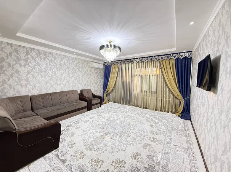 Ko'p darajali kvartiralar 3 xonalar 72 m² Toshkentda
