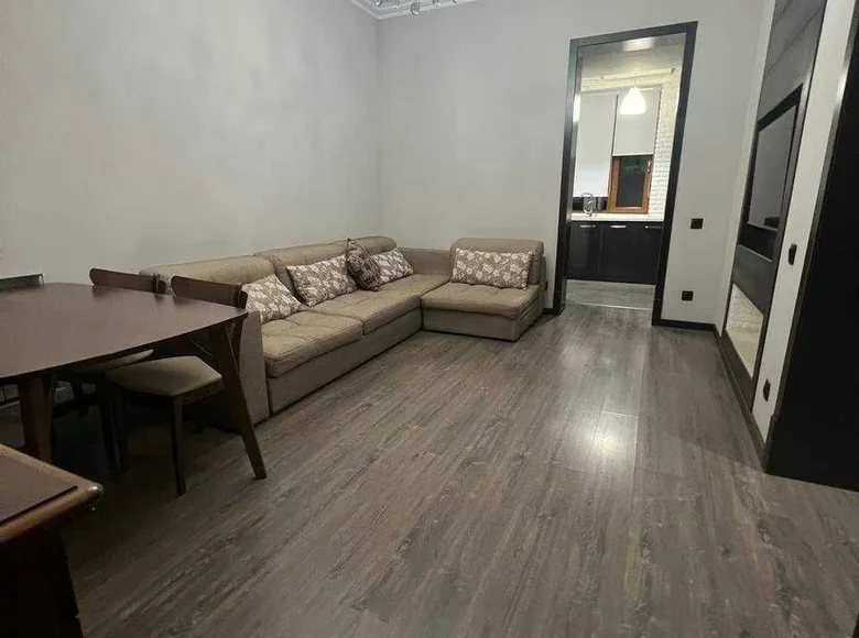 Kvartira 3 xonalar 67 m² Toshkentda