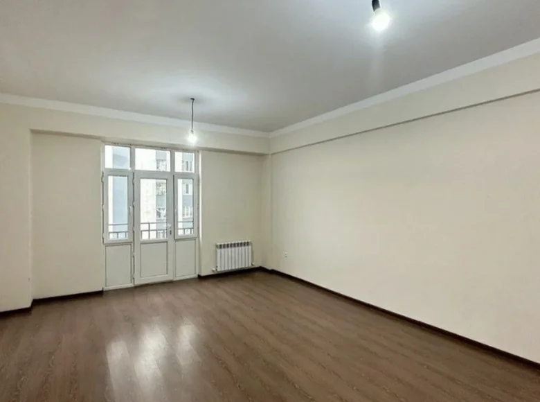 Kvartira 3 xonalar 97 m² Toshkentda