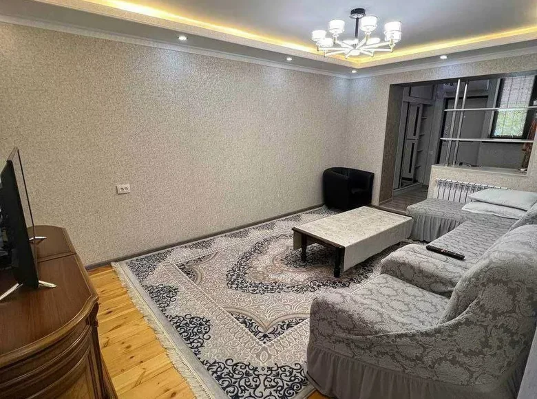 Kvartira 4 xonalar 75 m² Beshkurganda