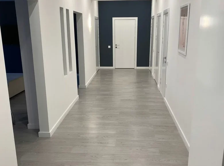 Kvartira 4 xonalar 125 m² Toshkentda