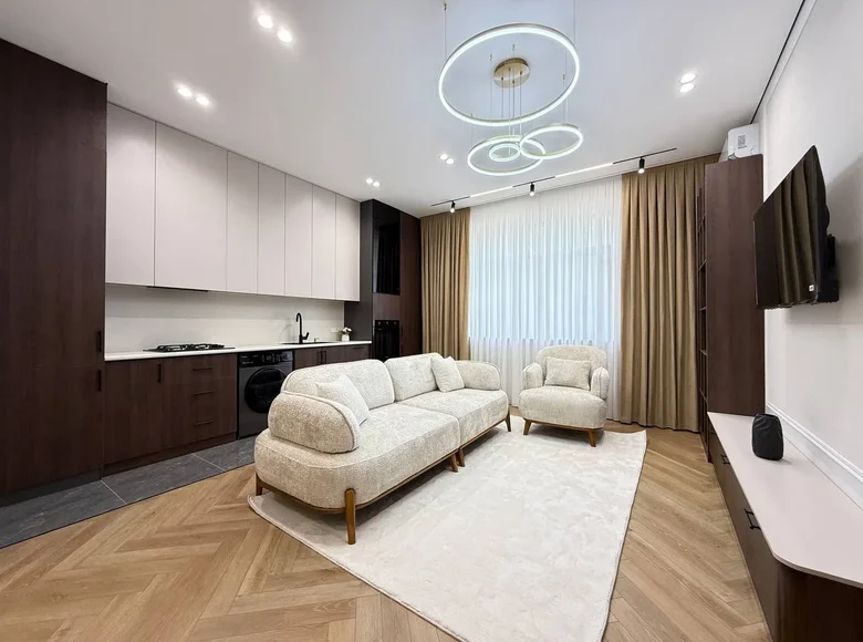 Kvartira 4 xonalar 82 m² Toshkentda