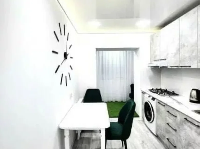 Kvartira 1 xona 28 m² Toshkentda