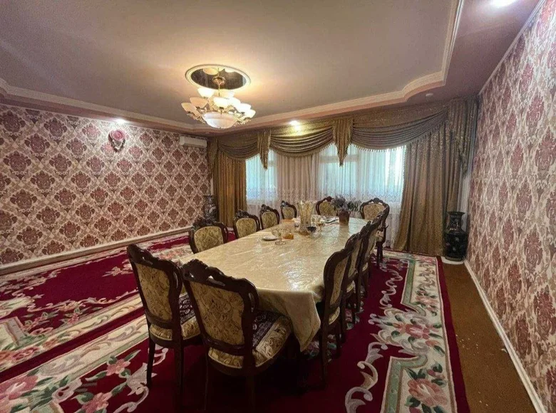 Kvartira 5 xonalar 175 m² Toshkentda