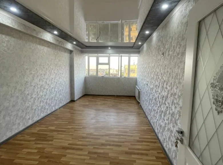 Kvartira 3 xonalar 73 m² Toshkentda