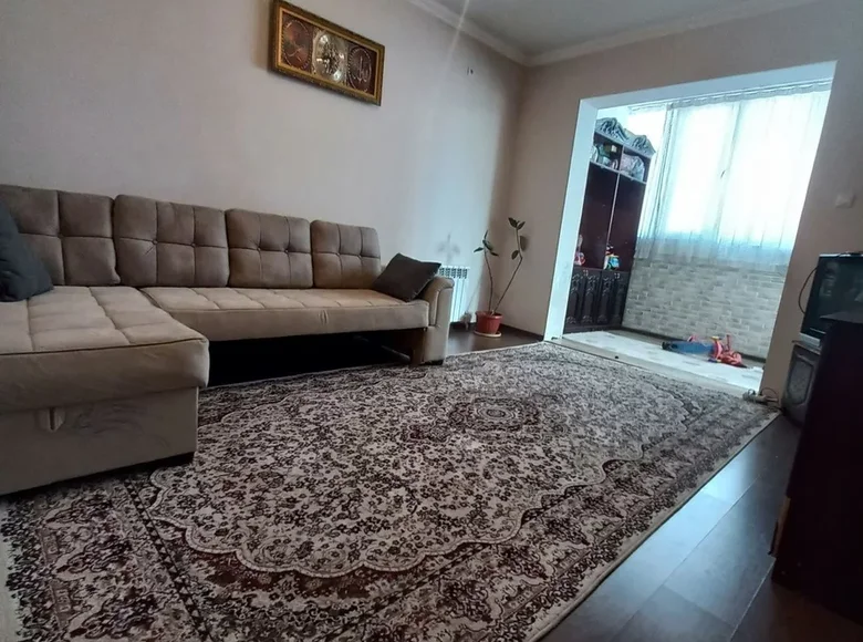 Kvartira 3 xonalar 58 m² Toshkentda