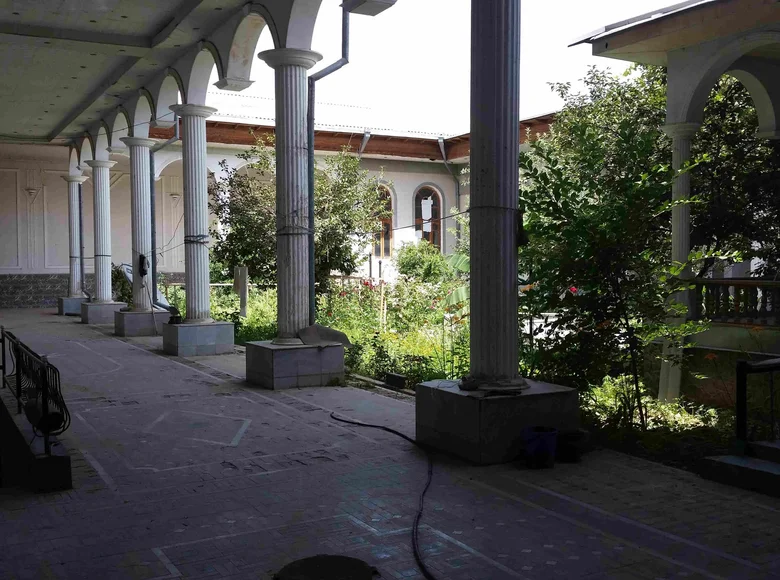 Uy 11 xonalar 250 m² in Agrotekhnik Stahkanov