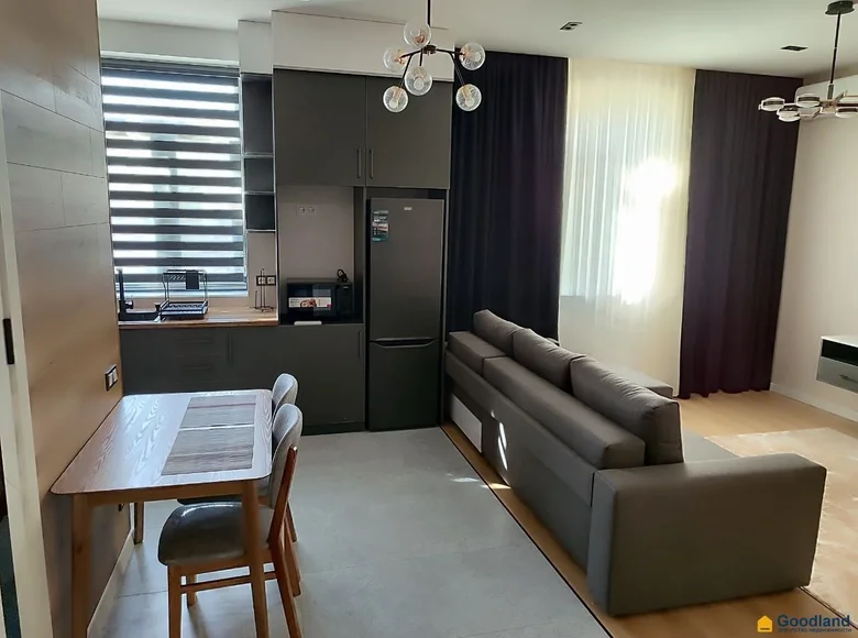 Kvartira 2 xonalar 56 m² Toshkentda