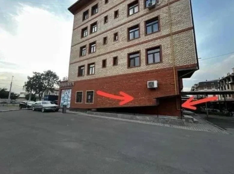 Tijorat 280 m² Toshkentda, Oʻzbekiston