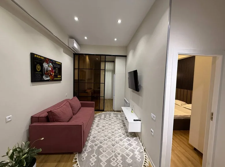Kvartira 1 xona 57 m² Toshkentda