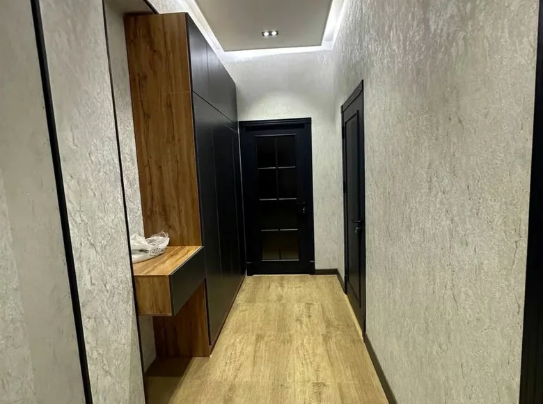 Kvartira 3 xonalar 65 m² Toshkentda