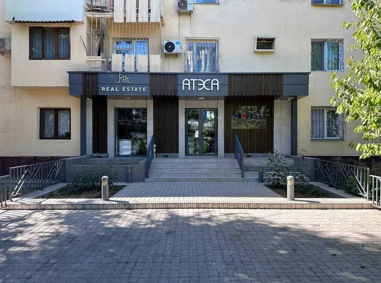 Офис 104 м² в Ташкенте, Узбекистан