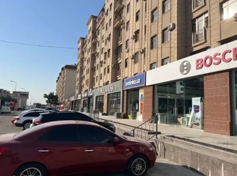 Паркентский Базар ул.Паркент цокольное помещение 312 кв.м