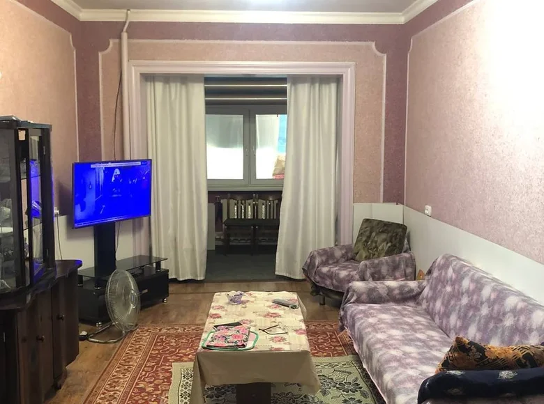 Kvartira 3 xonalar 78 m² Toshkentda