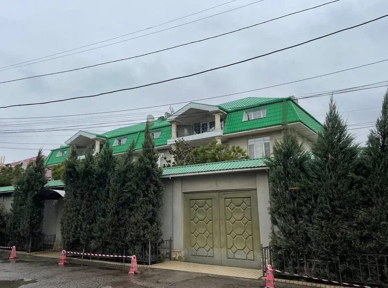 Uy 5 xonalar 200 m² Toshkentda, Oʻzbekiston