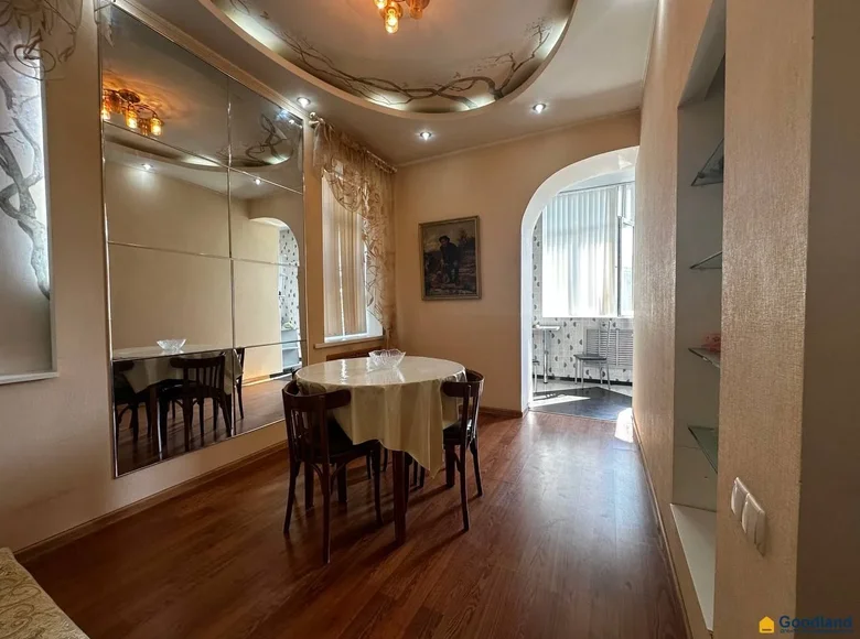 Kvartira 3 xonalar 90 m² Toshkentda