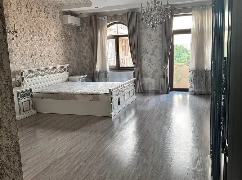 Квартира 200 м² в Ташкенте, Узбекистан