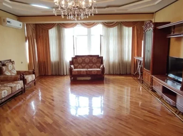 Квартира 4 комнаты 155 м² в Узбекистане, Узбекистан