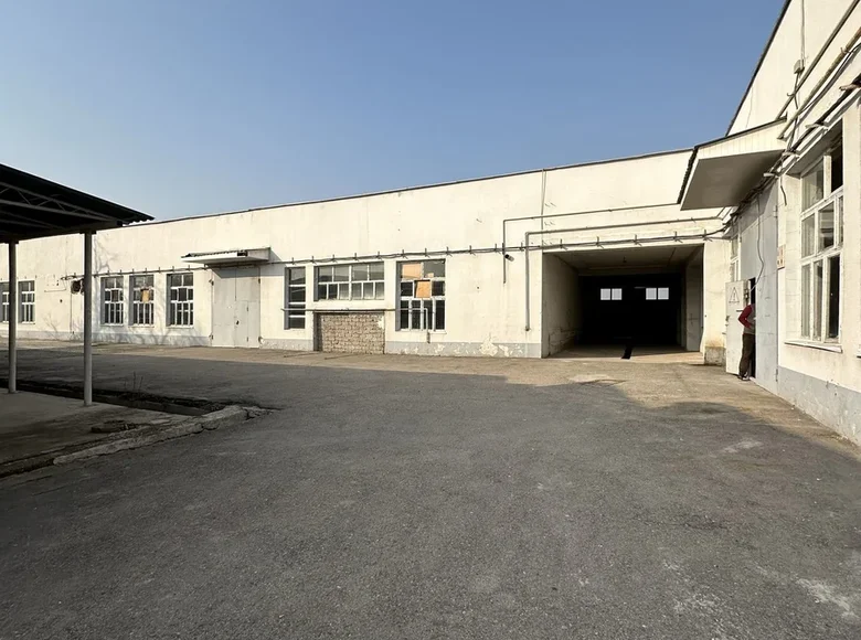 Коммерческое помещение 10 000 м² в Ташкенте, Узбекистан