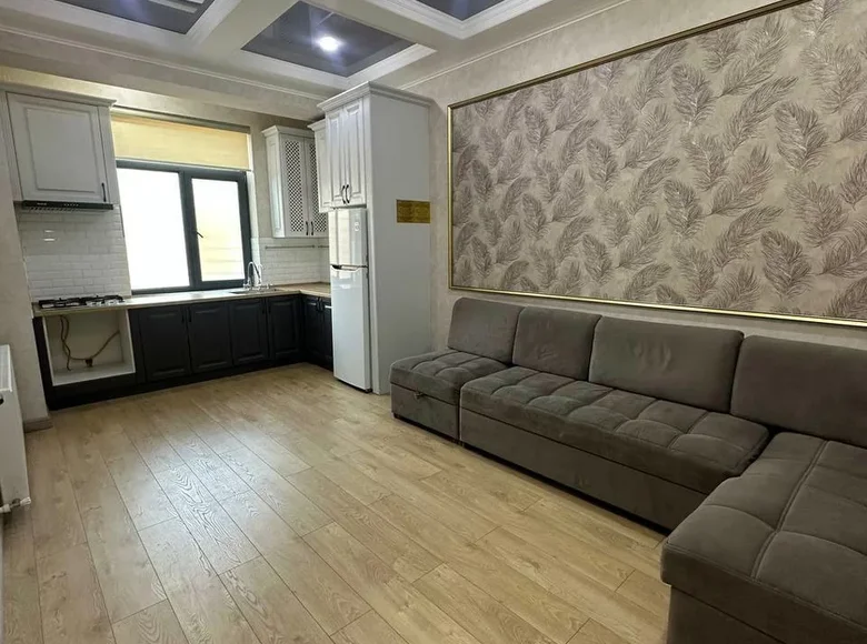 Квартира 2 комнаты 58 м² Ташкент, Узбекистан