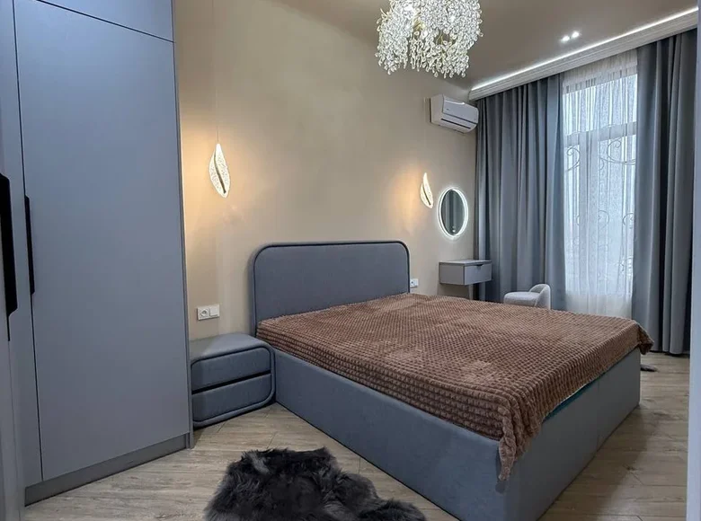 Kvartira 1 xona 35 m² Toshkentda