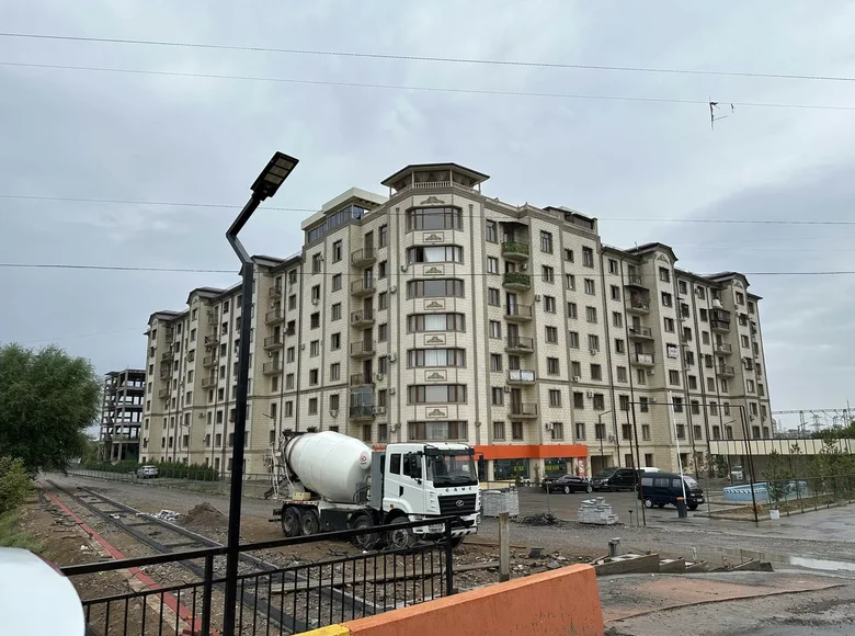 Квартира 2 комнаты 83 м² Ташкент, Узбекистан